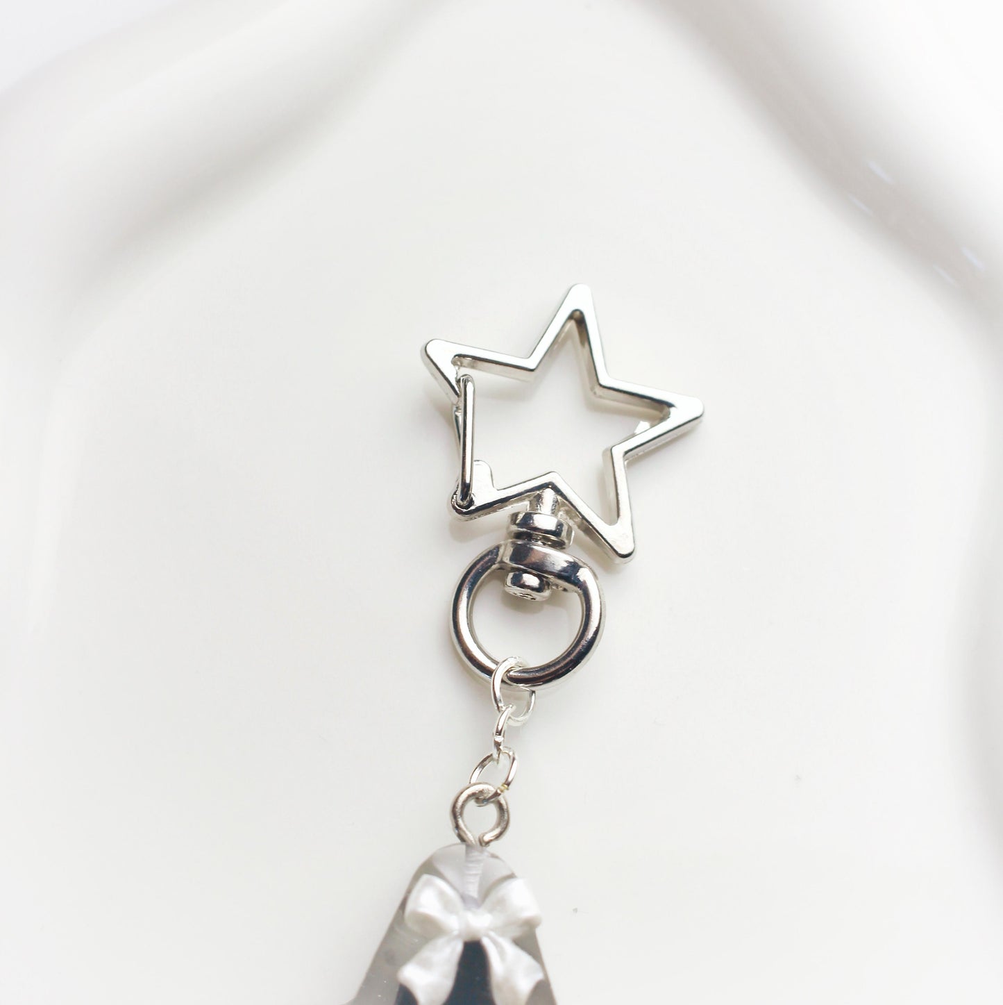 "Easy" star keychain