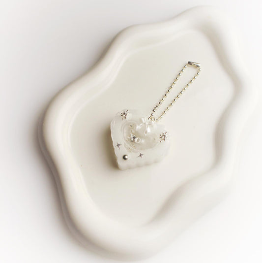 "XO" heart resin shaker