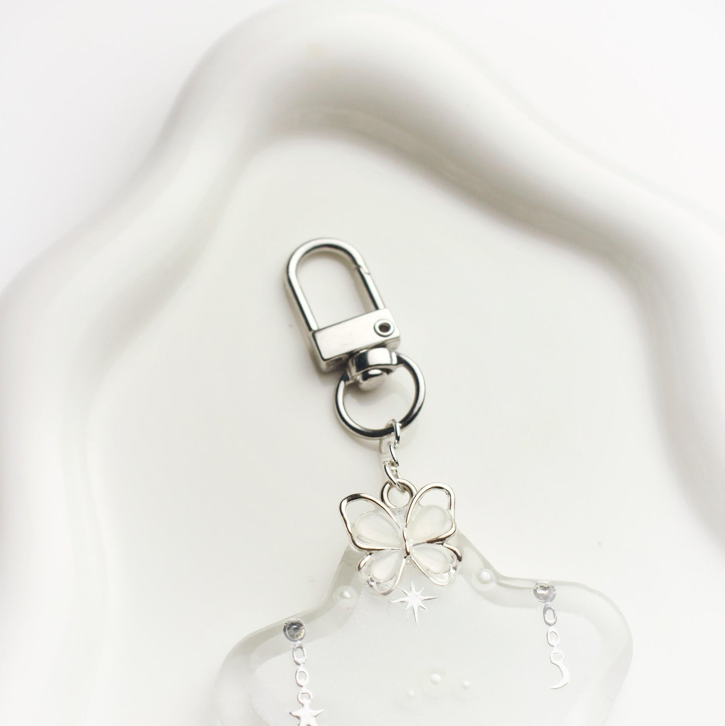 "Foreshadow" star keychain