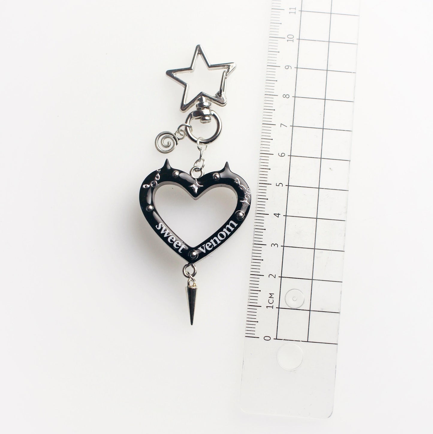 "Sweet venom" heart keychain