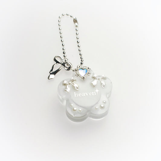 "Heaven" flower keychain