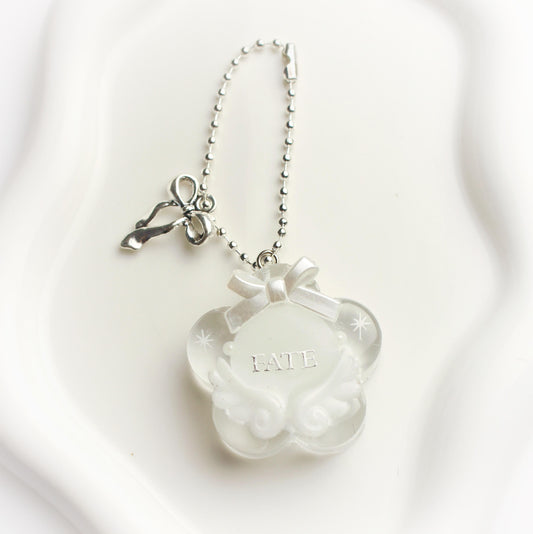 "Fate" flower keychain