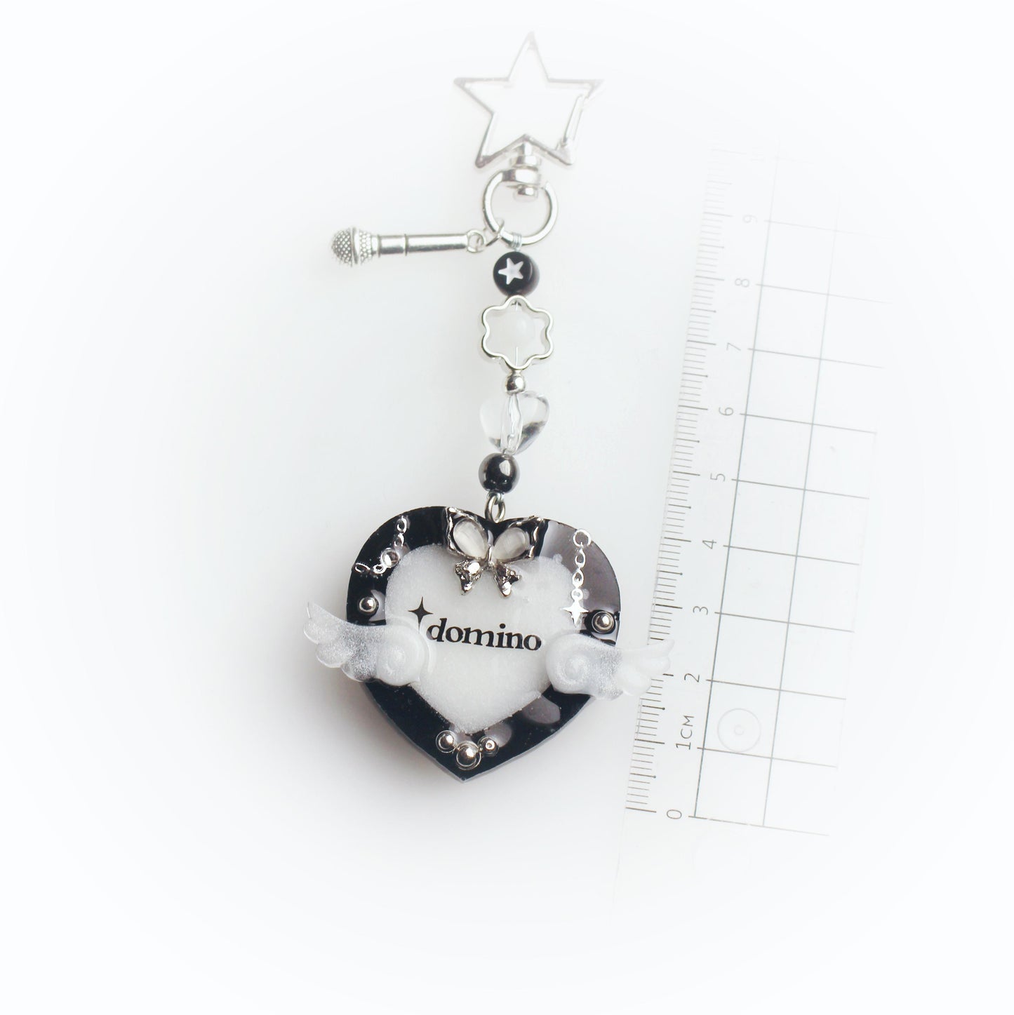 "Domino" heart keychain
