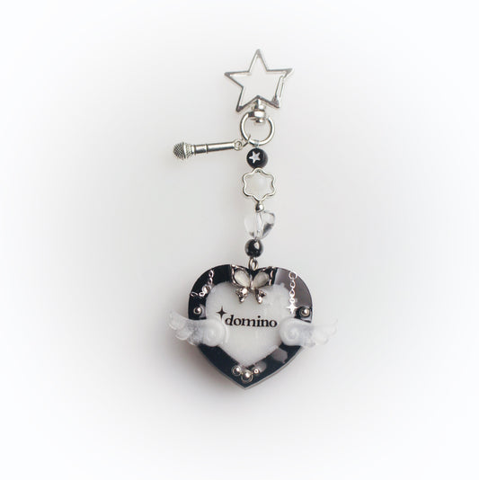 "Domino" heart keychain