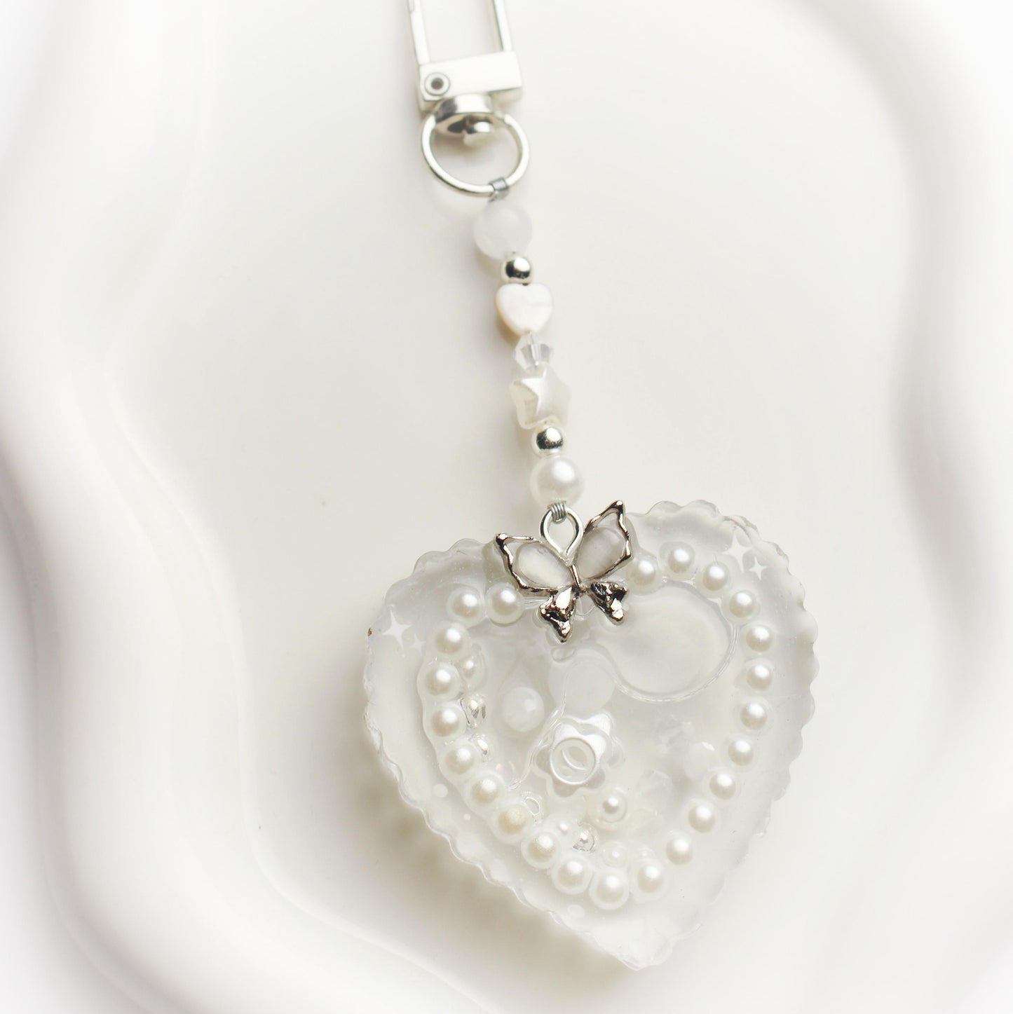 Custom heart resin shaker