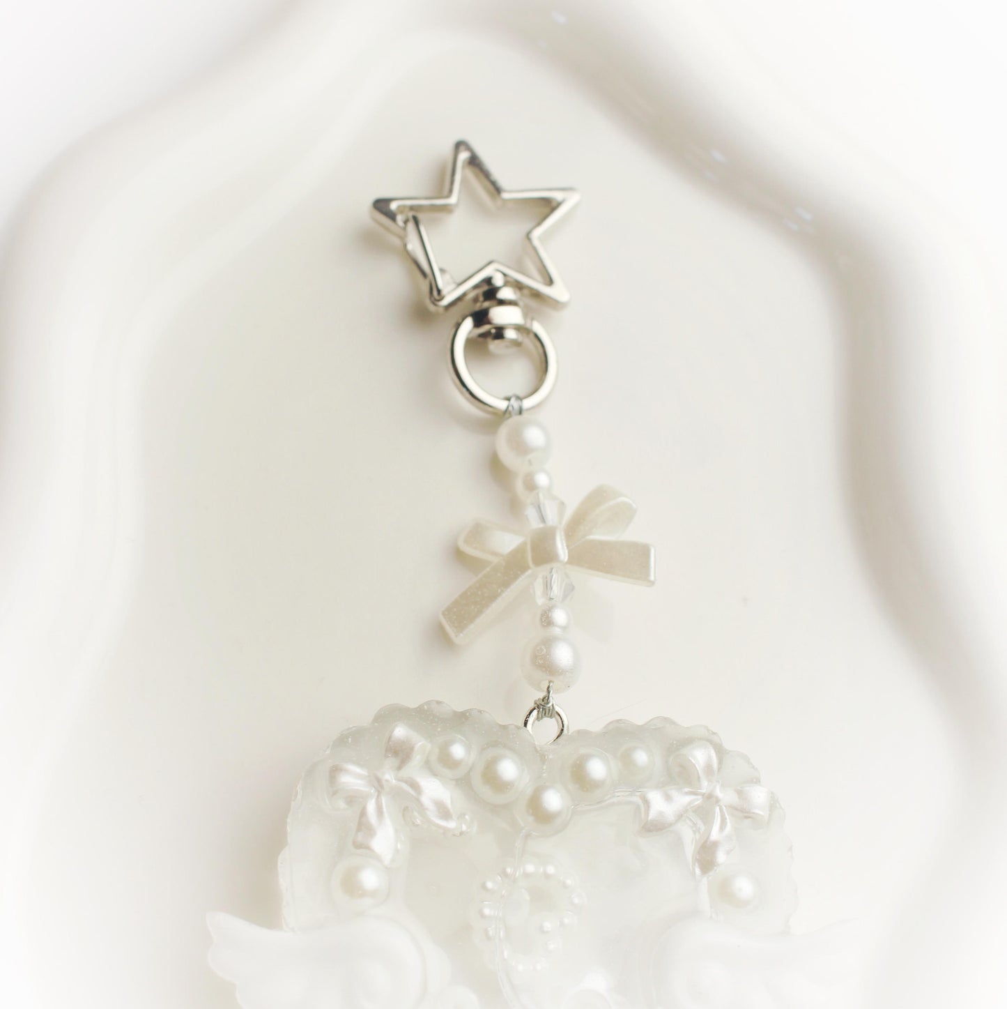 Custom heart resin shaker