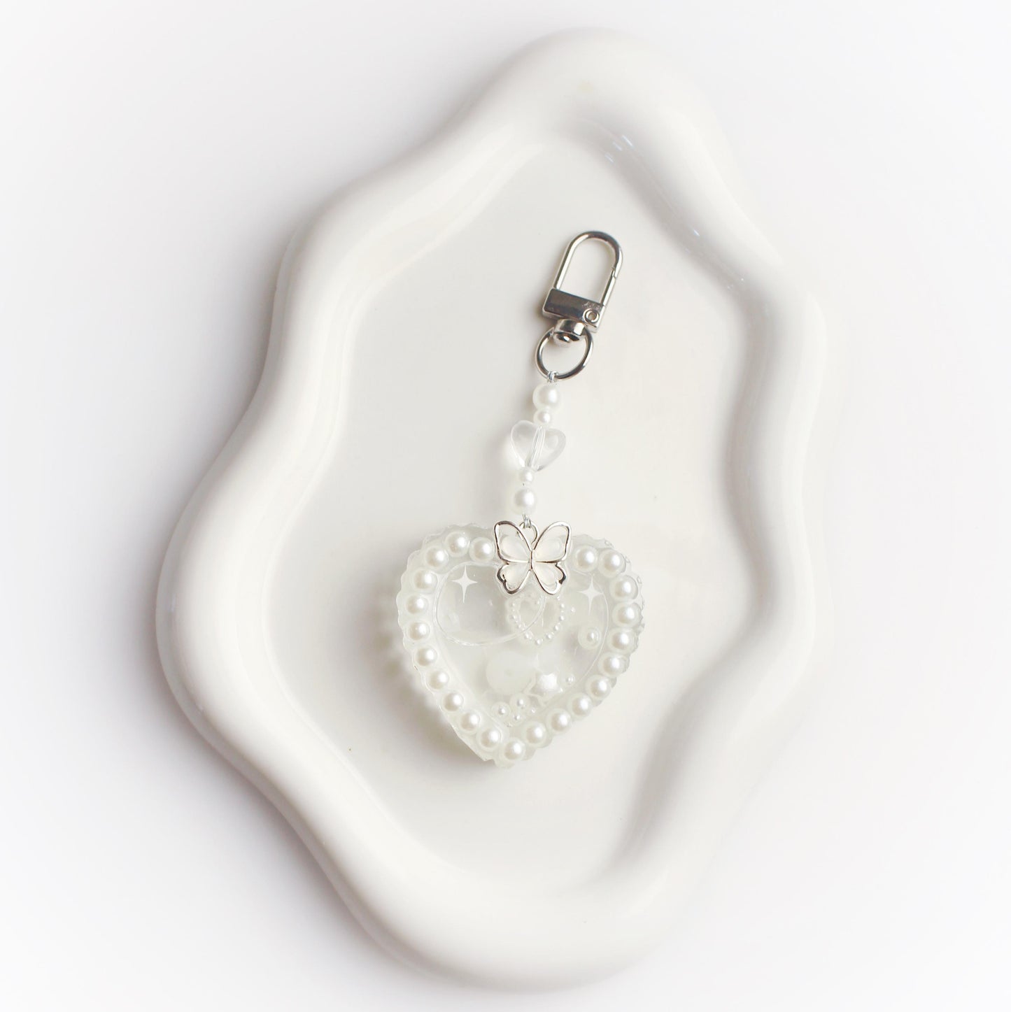 Custom heart resin shaker