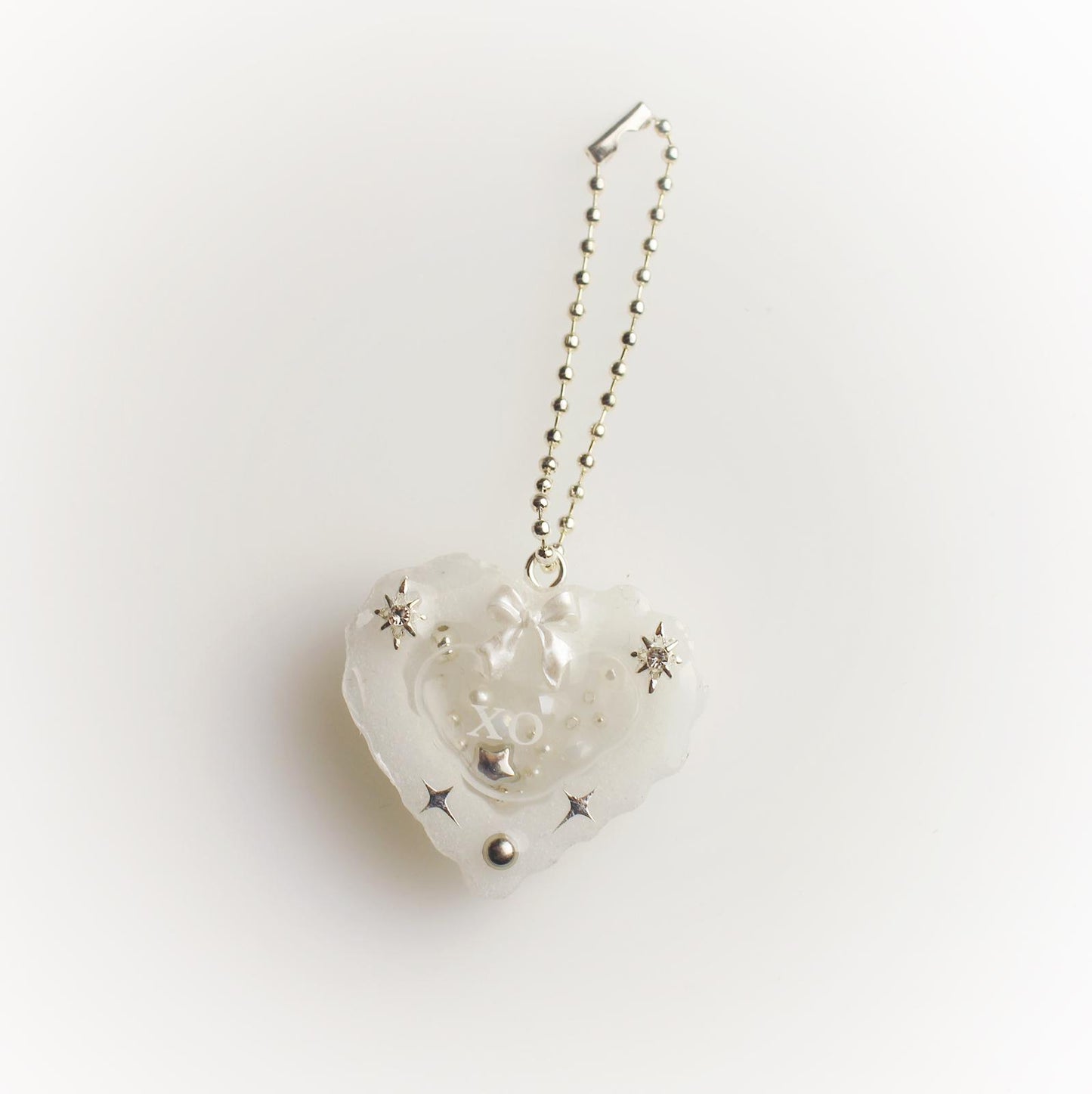 "XO" heart resin shaker