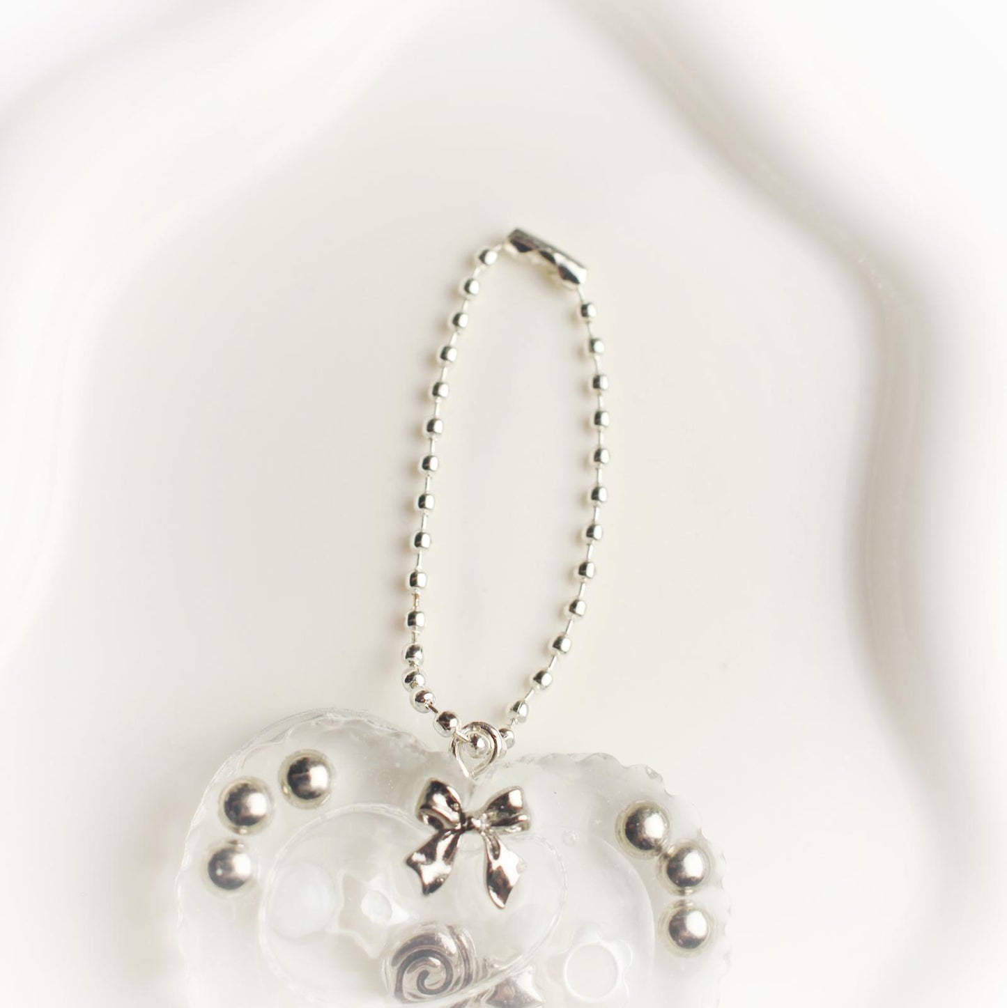 Custom heart resin shaker